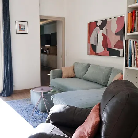 Close To Sea Center 130m2 דירה