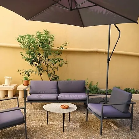 Apartment Close To Sea Center 130m2