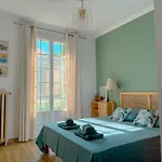 Close To Sea Center 130m2 Nice